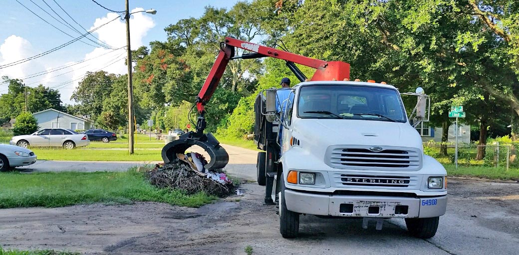 brownsville neighborhood cleanup 1