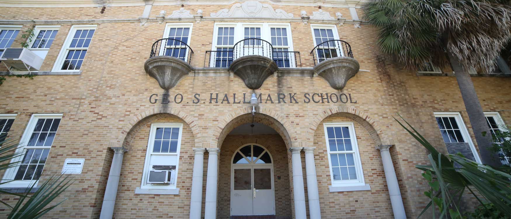 76 townhomes set to replace historic Hallmark School