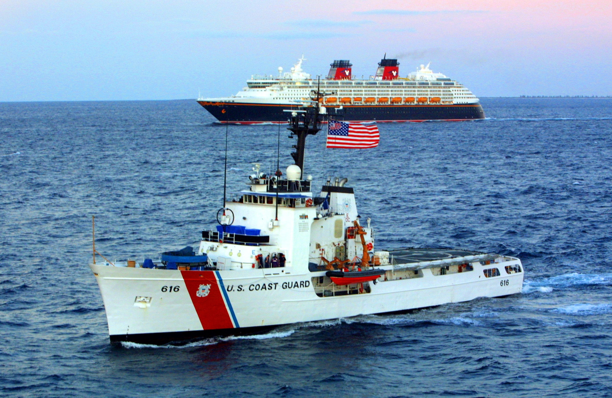 Coast Guard Cutter “Diligence” Welcomes New Commander