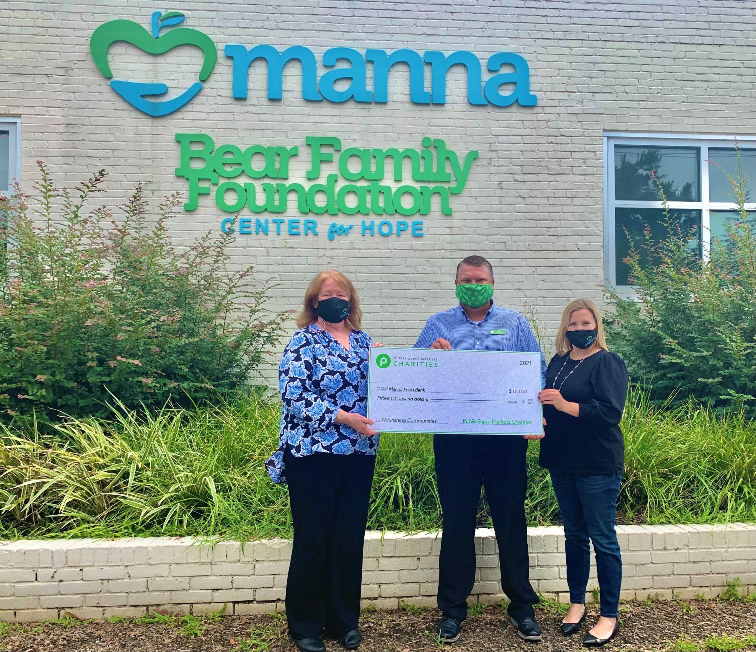 Publix Charities awards $15,000 grant to Manna Food Bank Publix Charities and Manna Food Bank