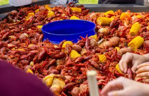 6 spots for your Crawfish Boil Fix this Season