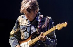 Eric Johnson’s Treasure Tour at Vinyl Music Hall