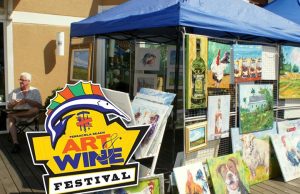 Sip, Shop and Stroll the Pensacola Beach Art & Wine Festival