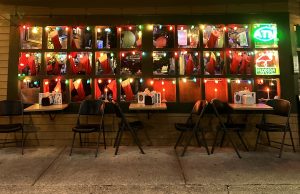 Top 5 downtown spots for nostalgic Christmas pics