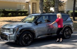 Dana Test Drives the Kia EV-9