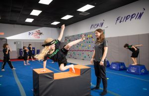 Local Pensacola Coach Lindsey Kalmar Secures Podium Finish as Ninja World Finalist
