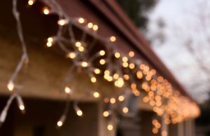 Ice Flyers & Coastal Lighting Team up for a Holiday Home Makeover Sweepstakes