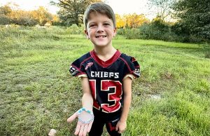 Small Bracelets, Big Impact: 9 Year Old Honors the Diabetes Community