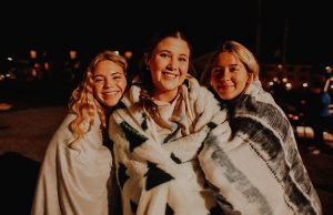 Momentum Church Presents “Christmas for a Cause”