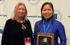 UWF professor honored with prestigious national mentoring award