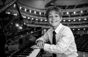 Gulf Breeze Students Head to Carnegie Hall after 5-State Piano Competition